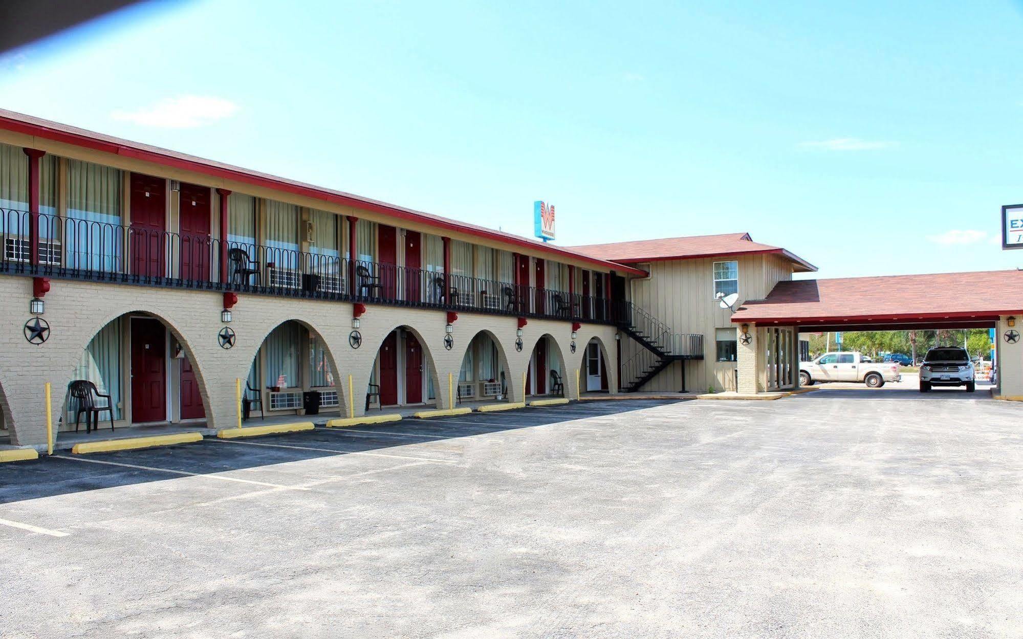 Executive Inn Goliad Exteriér fotografie